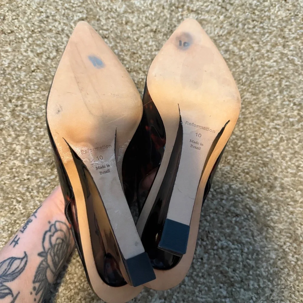 Reformation weston wedge